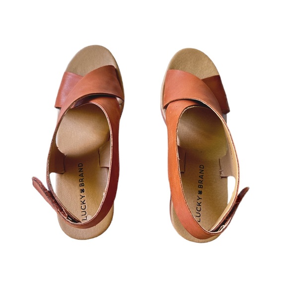 Lucky Brand Odalia Sandals Leather Cross Front and Wedge Bottoms. Woman’s 8 1/2 - Picture 6 of 10